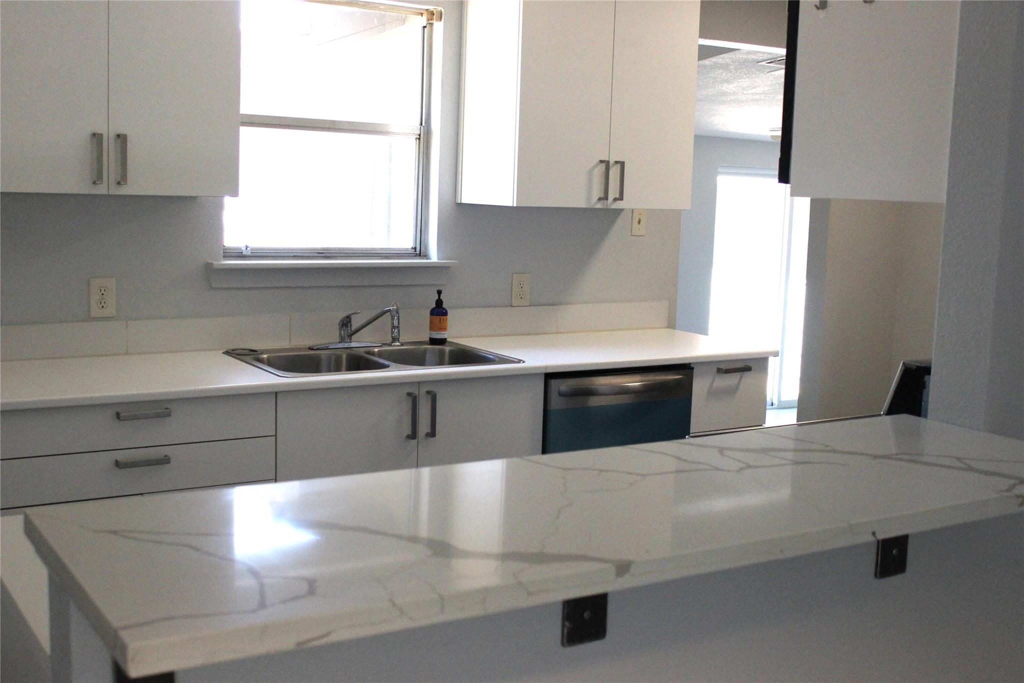 3300 Fritz Hughes Park Rd, Austin, TX 78732