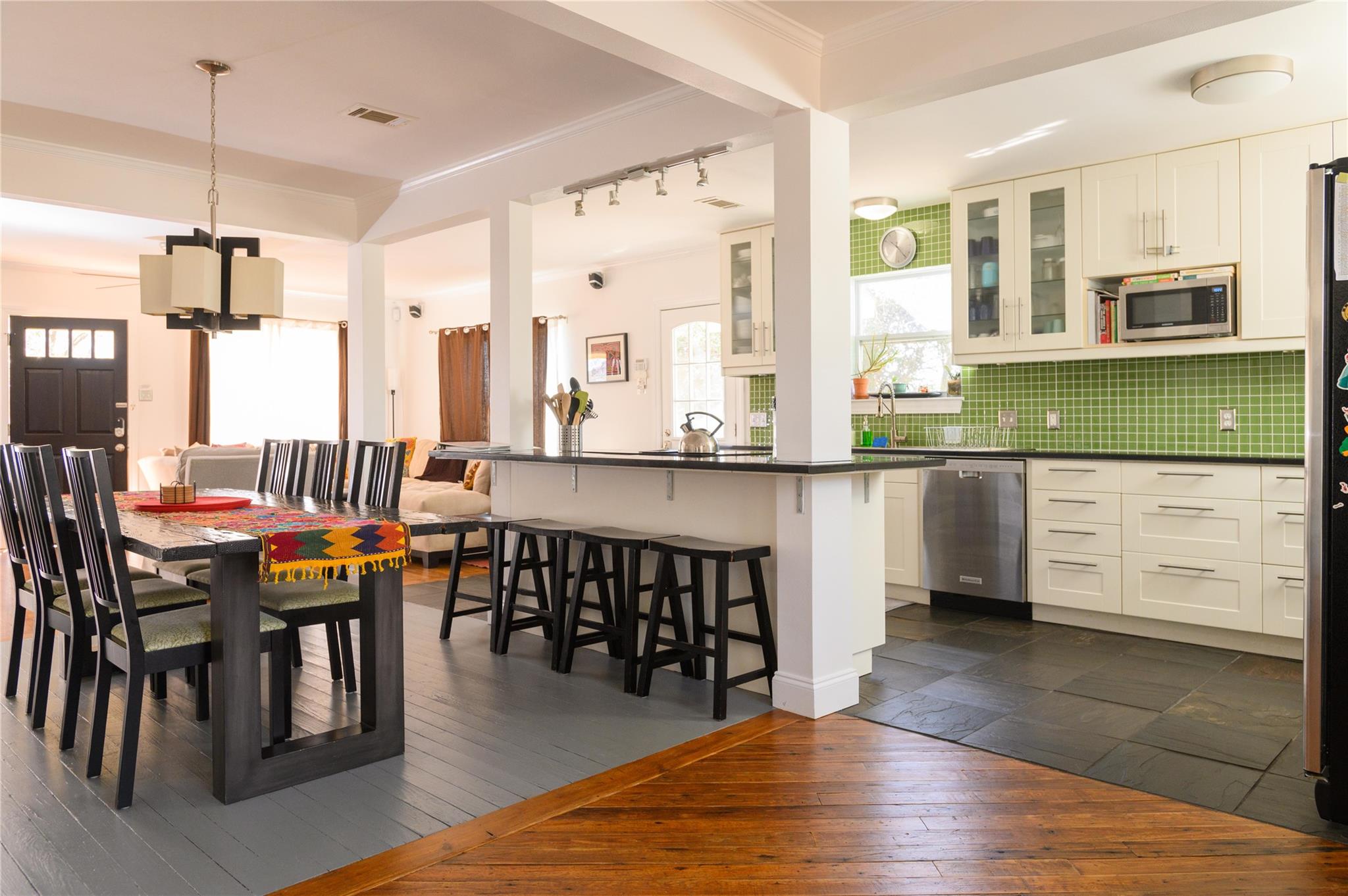 4902 Pecan Springs Rd, Austin, TX 78723