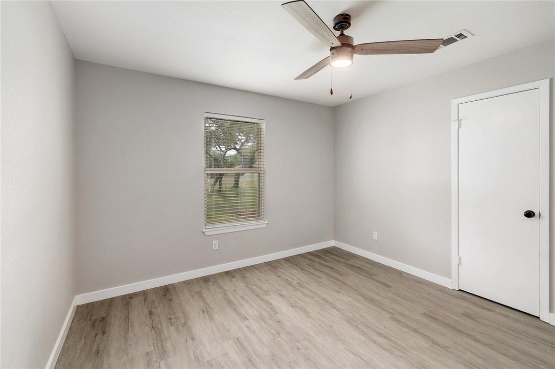 707 Newcastle Ln, Leander, TX 78641