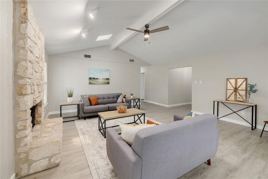 707 Newcastle Ln, Leander, TX 78641