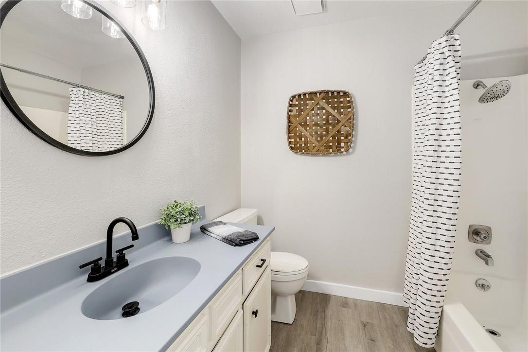 707 Newcastle Ln, Leander, TX 78641