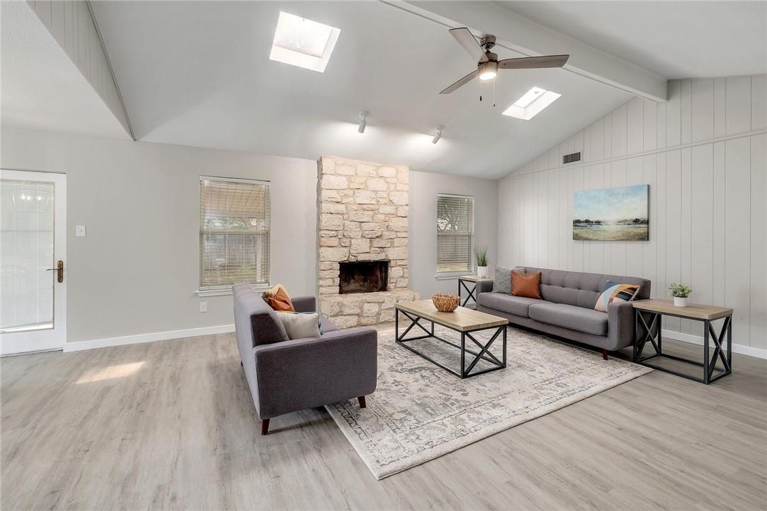 707 Newcastle Ln, Leander, TX 78641