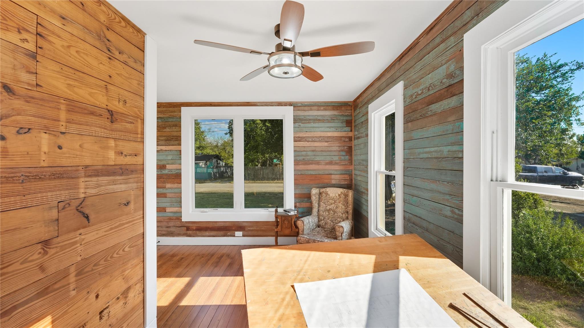 611 Qualls St, Gonzales, TX 78629