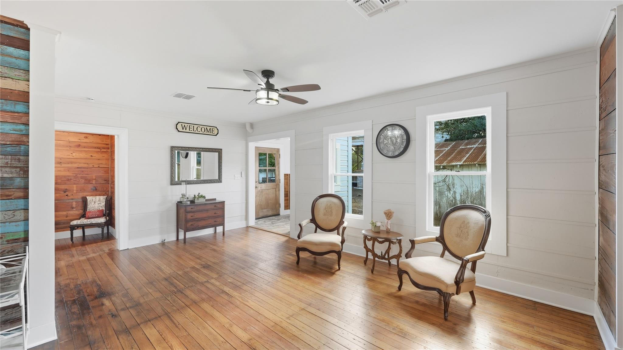 611 Qualls St, Gonzales, TX 78629