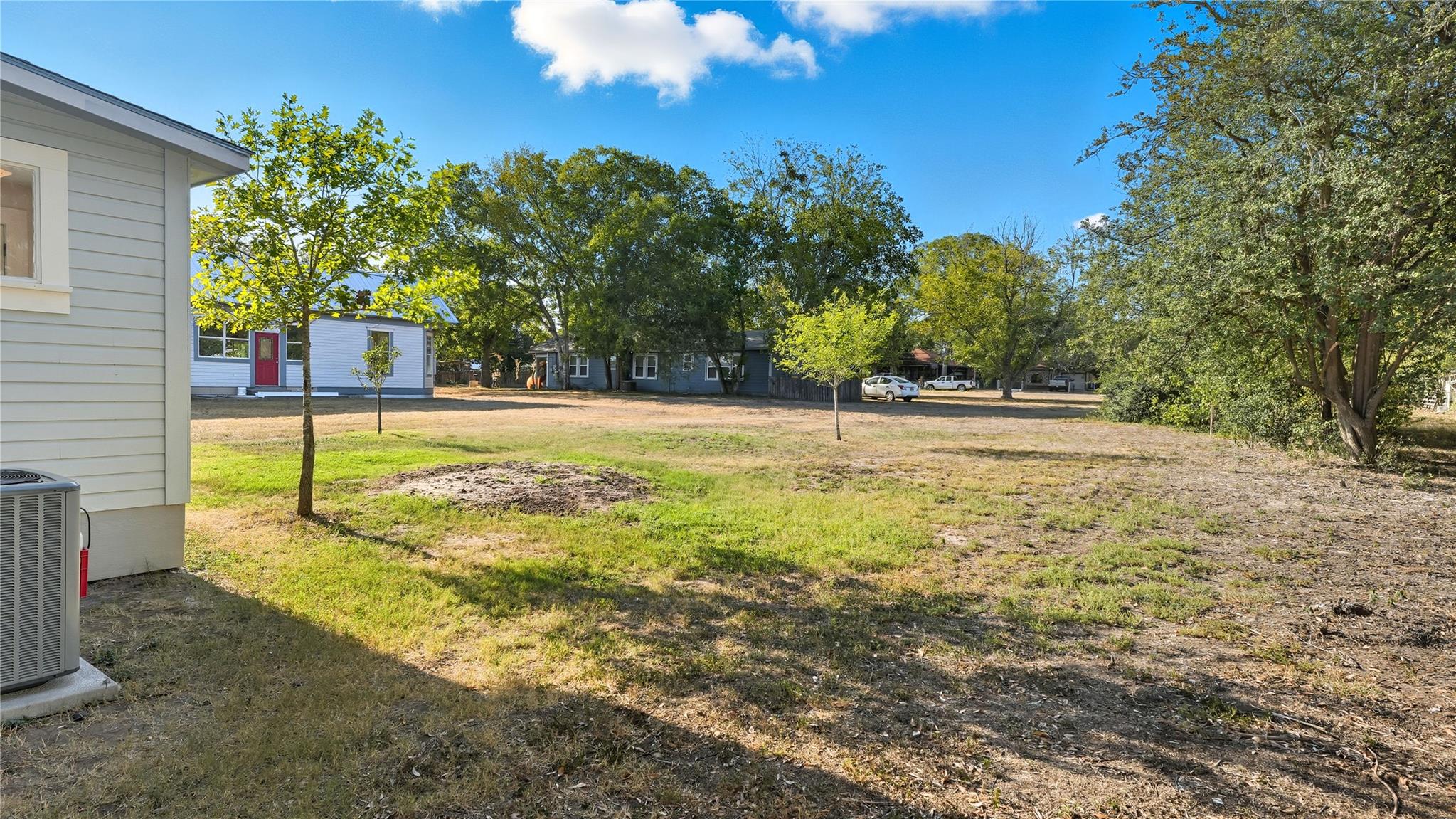 611 Qualls St, Gonzales, TX 78629