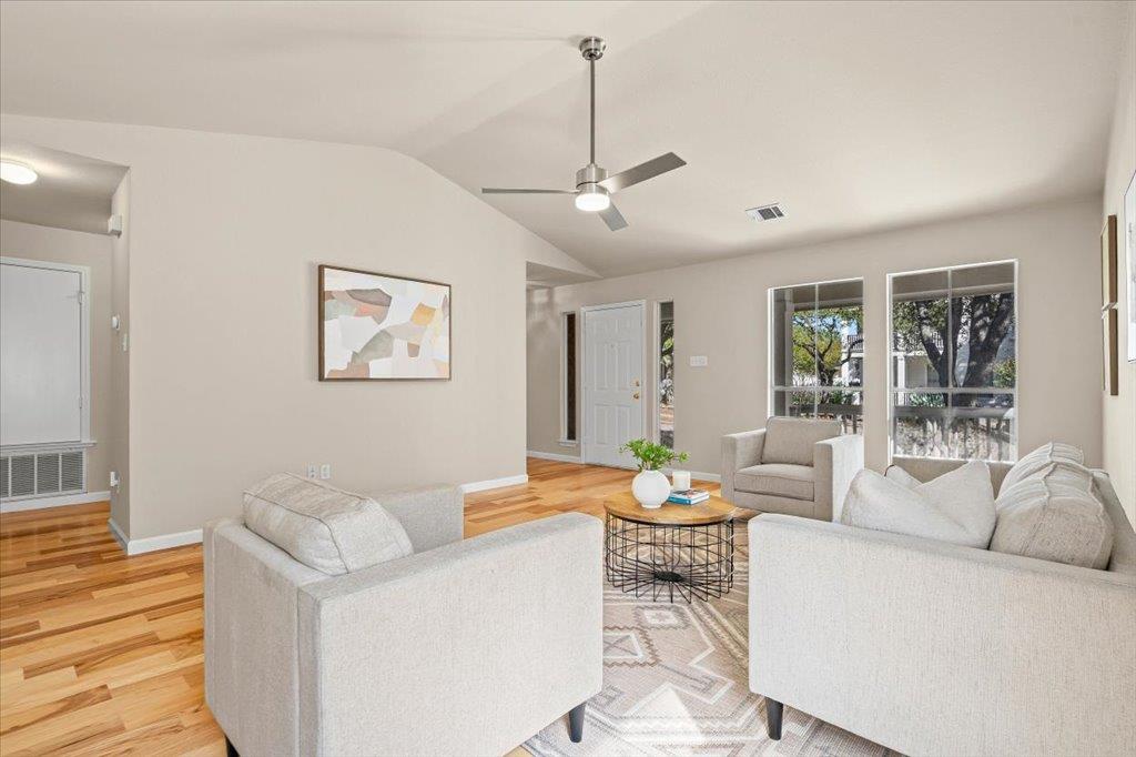 212 Morrell, Kyle, TX 78640