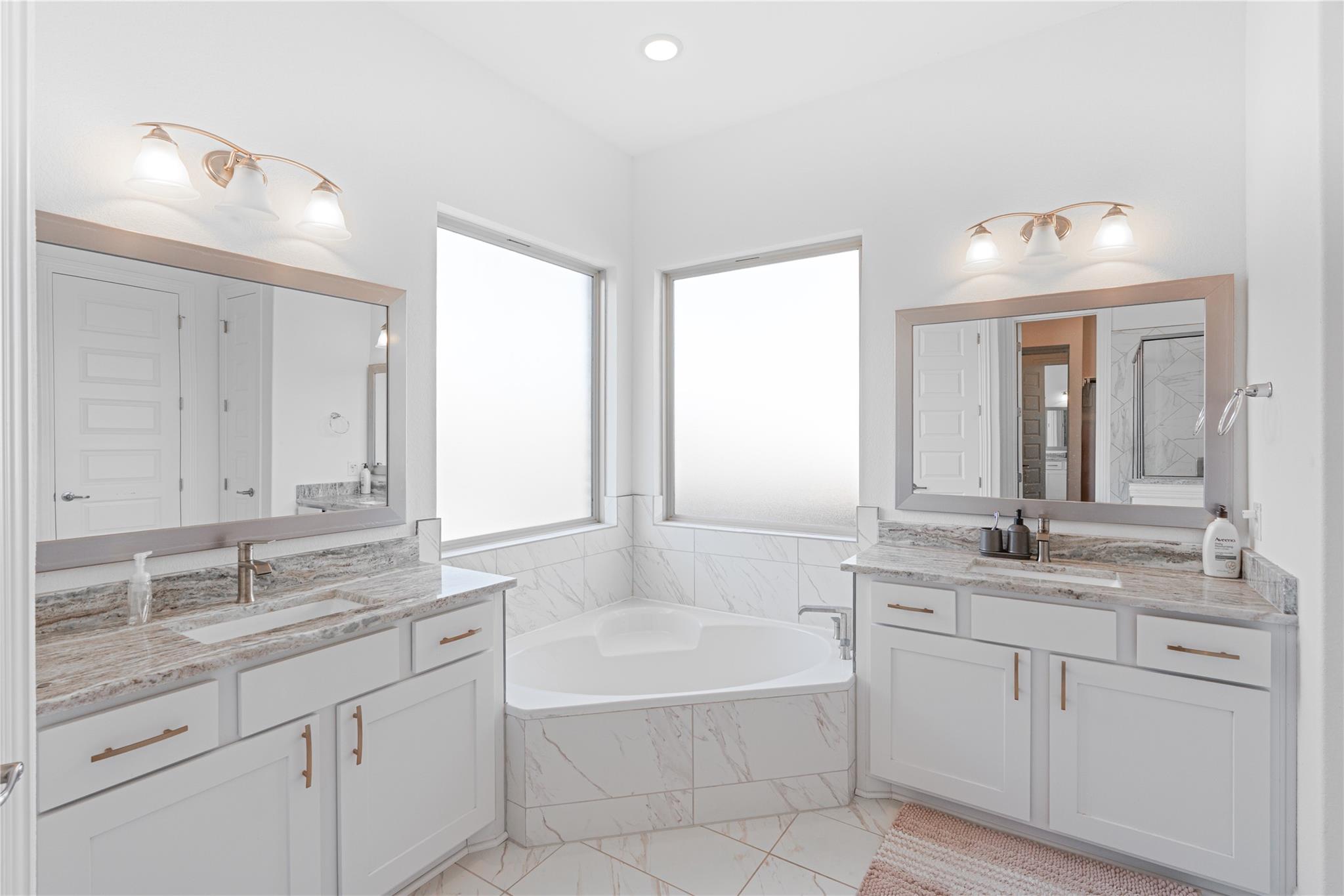 3037 Sage Ranch Dr, Leander, TX 78641