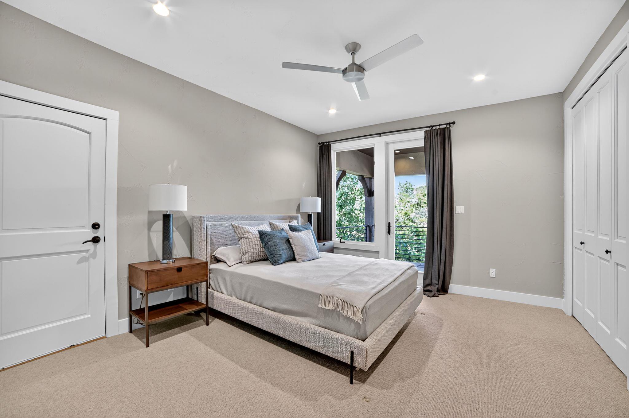 8700 Calera Dr, Austin, TX 78735