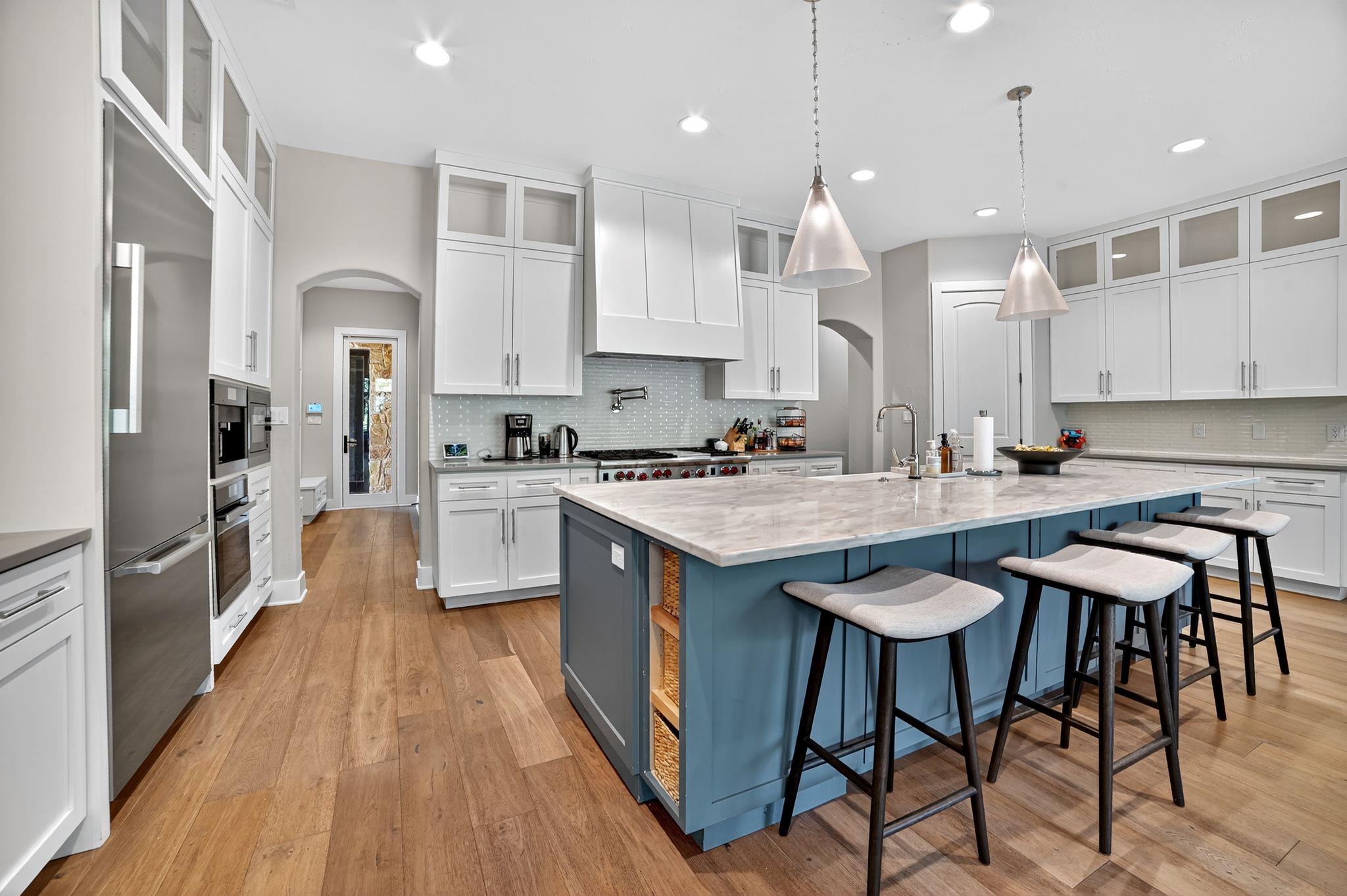 8700 Calera Dr, Austin, TX 78735