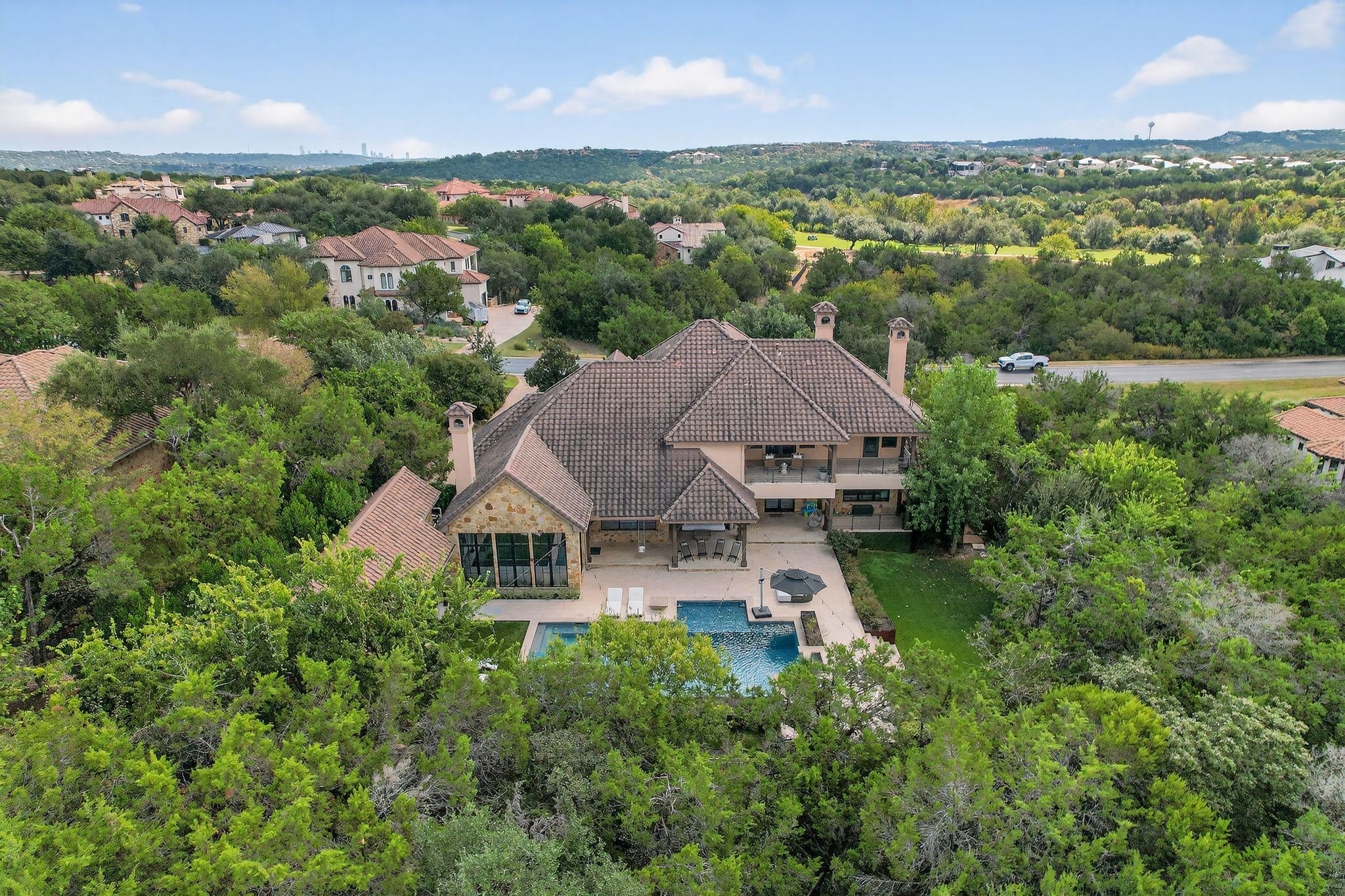 8700 Calera Dr, Austin, TX 78735