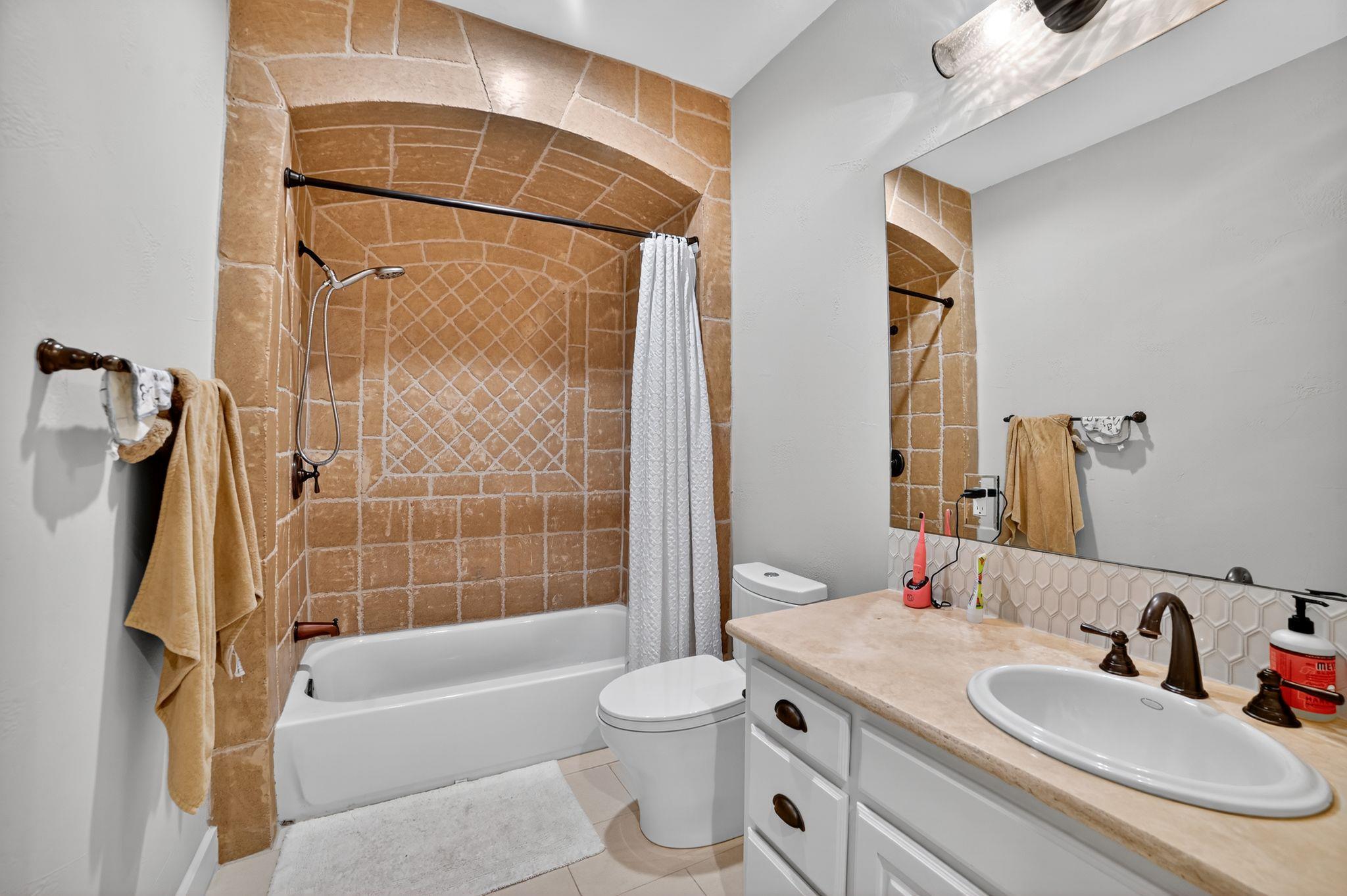 8700 Calera Dr, Austin, TX 78735