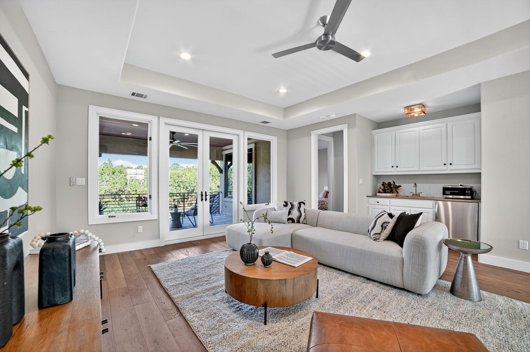 8700 Calera Dr, Austin, TX 78735