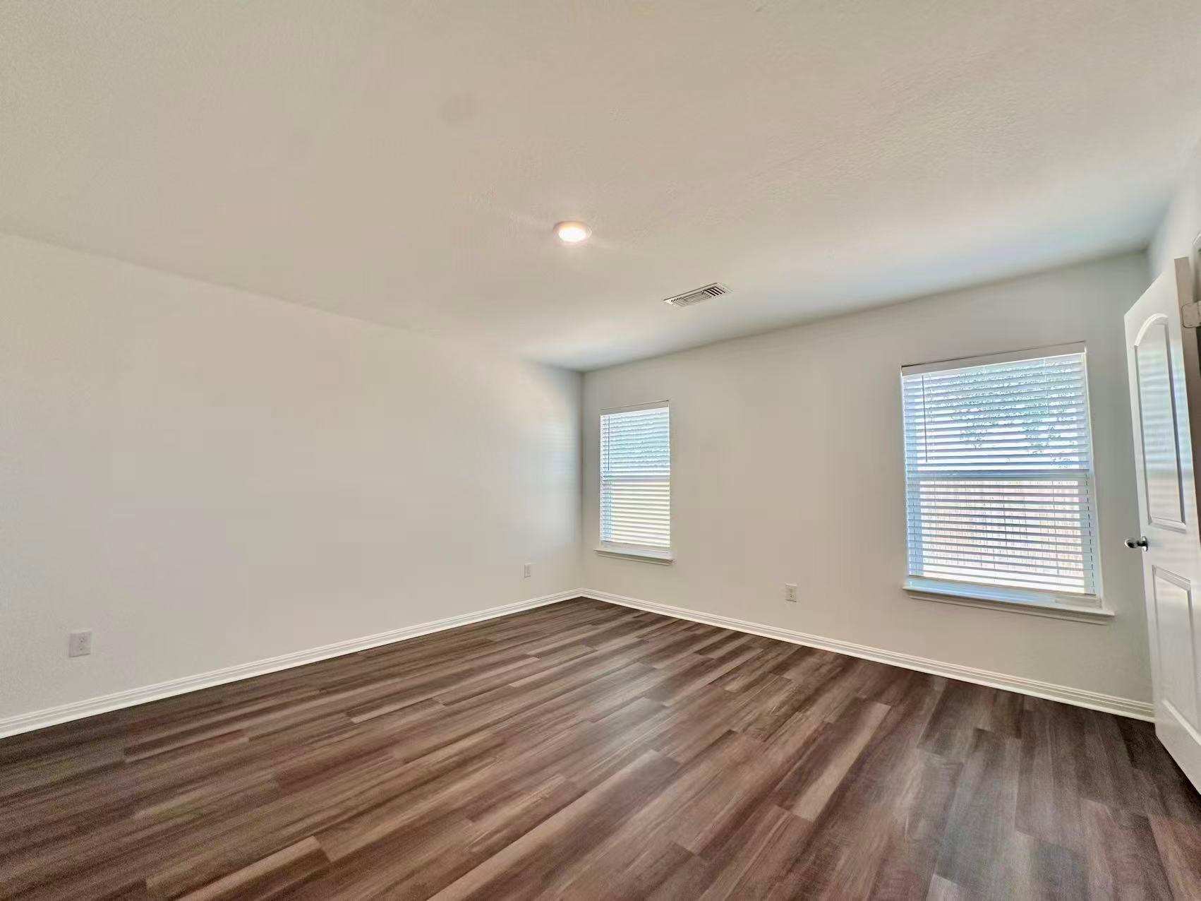 17916 Speculator Ln, Elgin, TX 78621