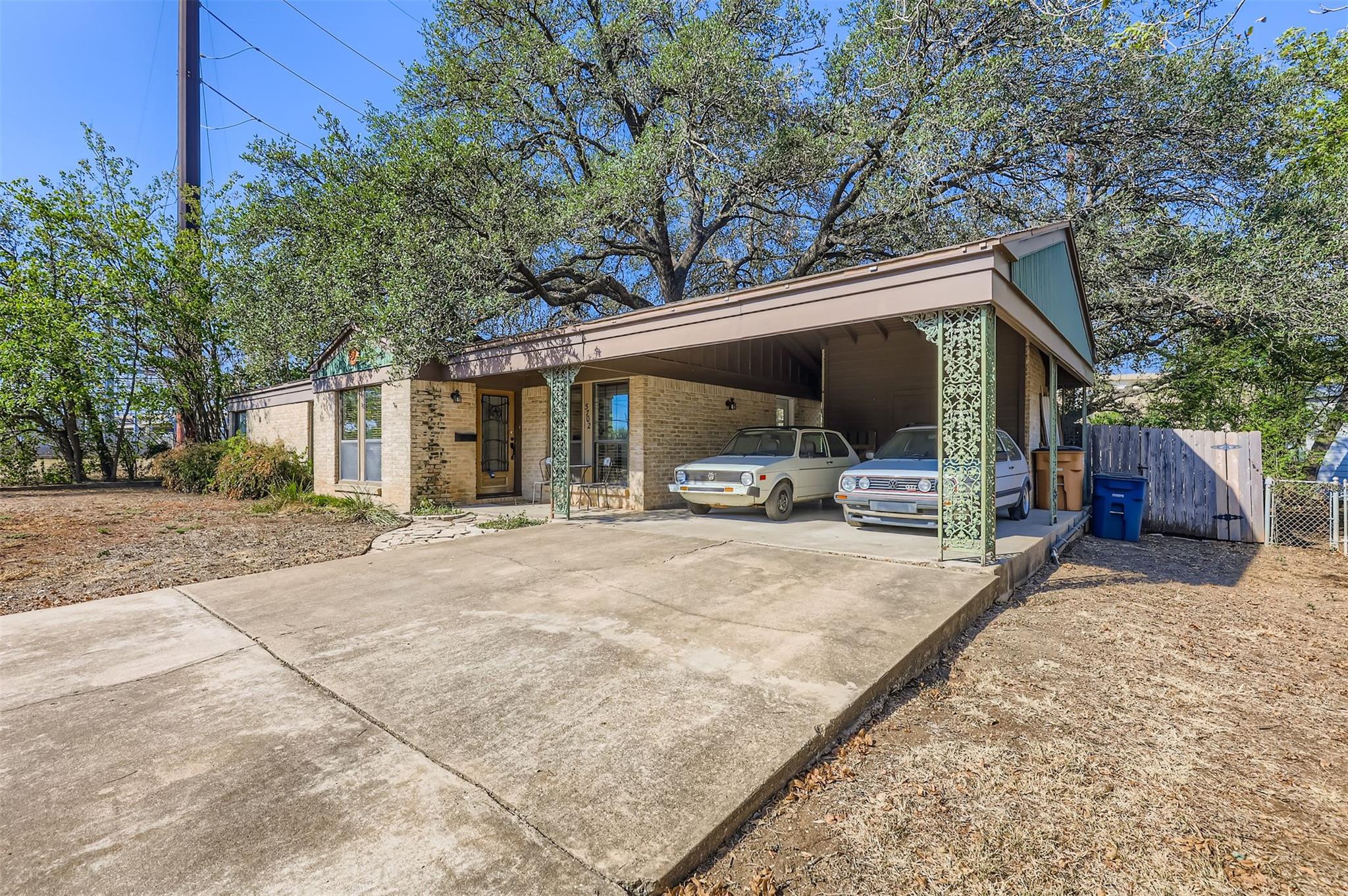 5702 Fairlane Dr, Austin, TX 78757