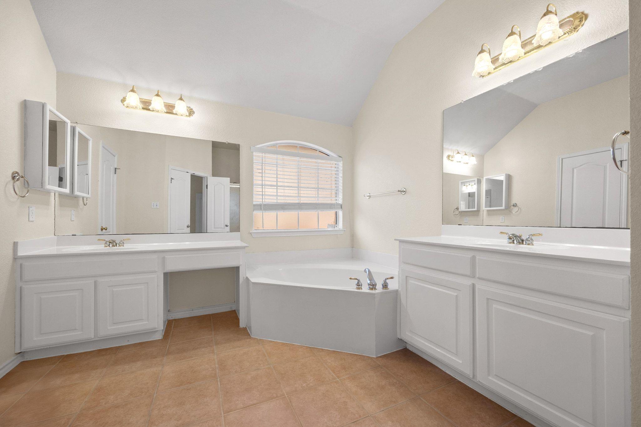 8741 Lemens Spice Trl, Austin, TX 78750