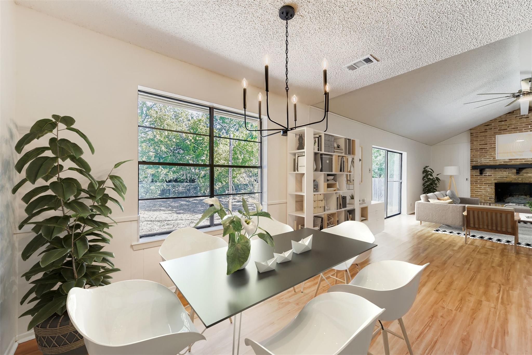 7128 S Brook Dr, Austin, TX 78736