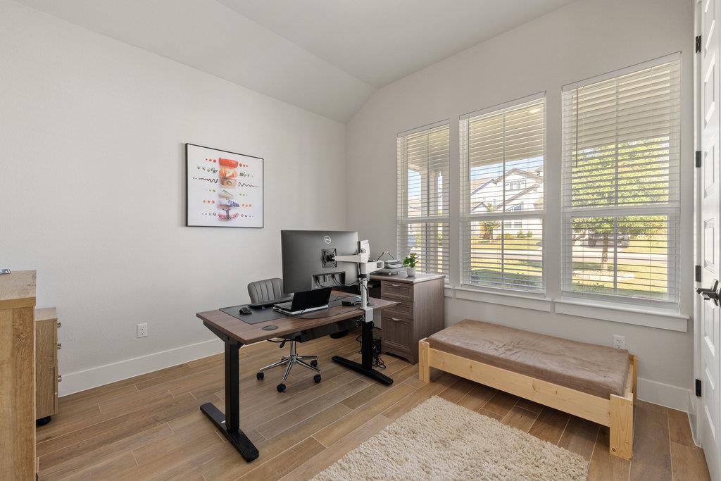 1005 Sage Thrasher Cir, Dripping Springs, TX 78620