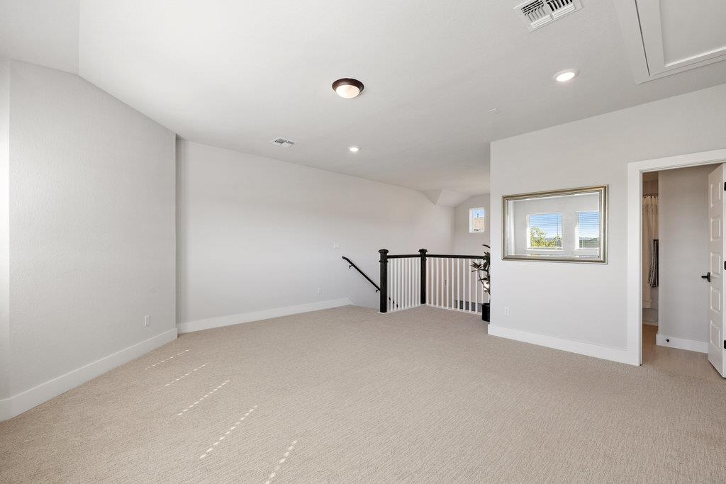 1005 Sage Thrasher Cir, Dripping Springs, TX 78620