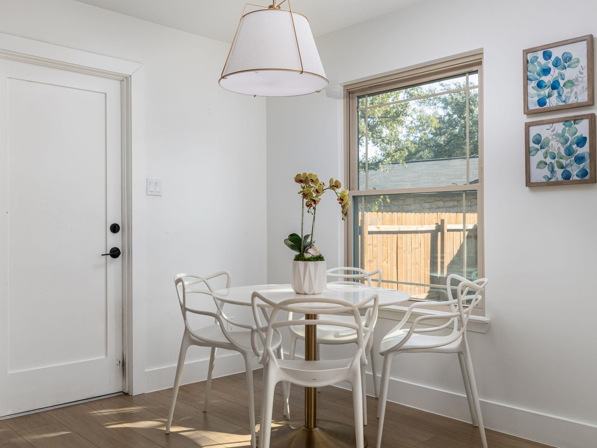 5001 Summerset Trl, Austin, TX 78749