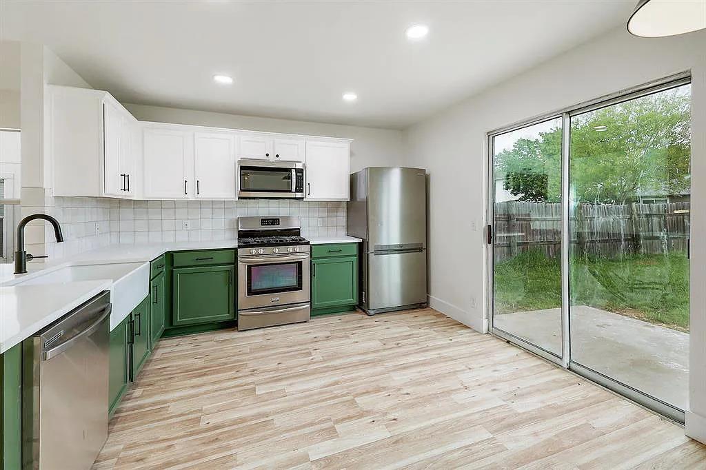 16816 Jaron Dr, Manor, TX 78653