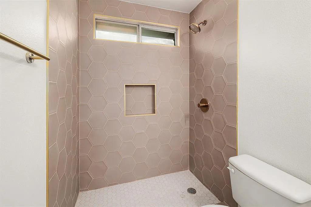 16816 Jaron Dr, Manor, TX 78653