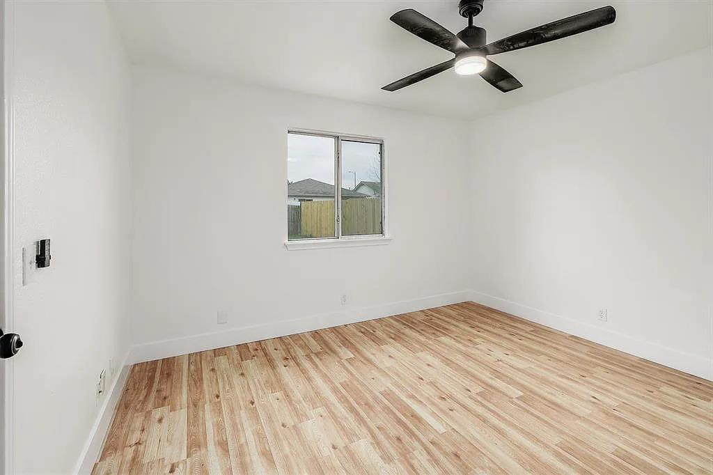 16816 Jaron Dr, Manor, TX 78653