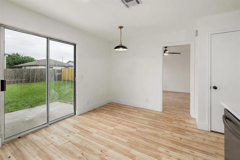 16816 Jaron Dr, Manor, TX 78653