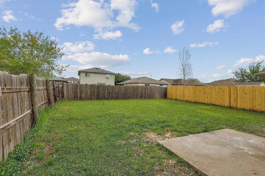 16816 Jaron Dr, Manor, TX 78653