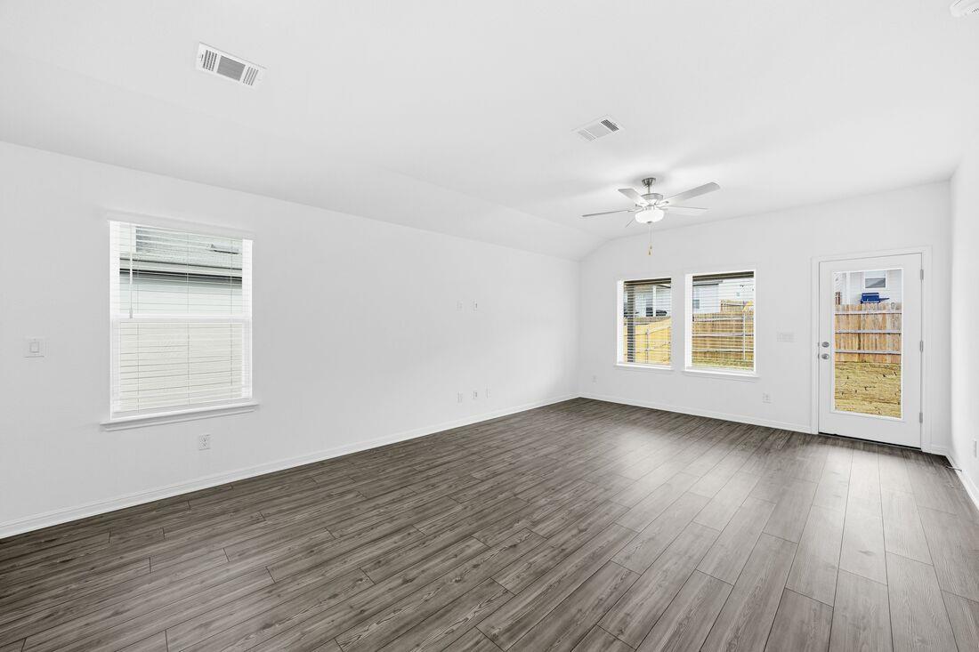 816 Drystone Trl, Liberty Hill, TX 78642