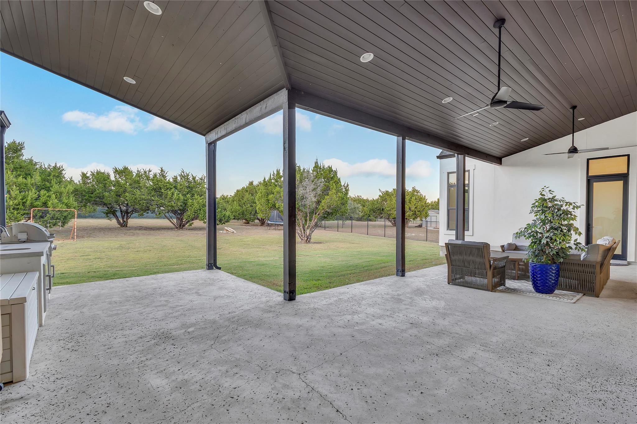 508 Gemma Dr, Liberty Hill, TX 78642