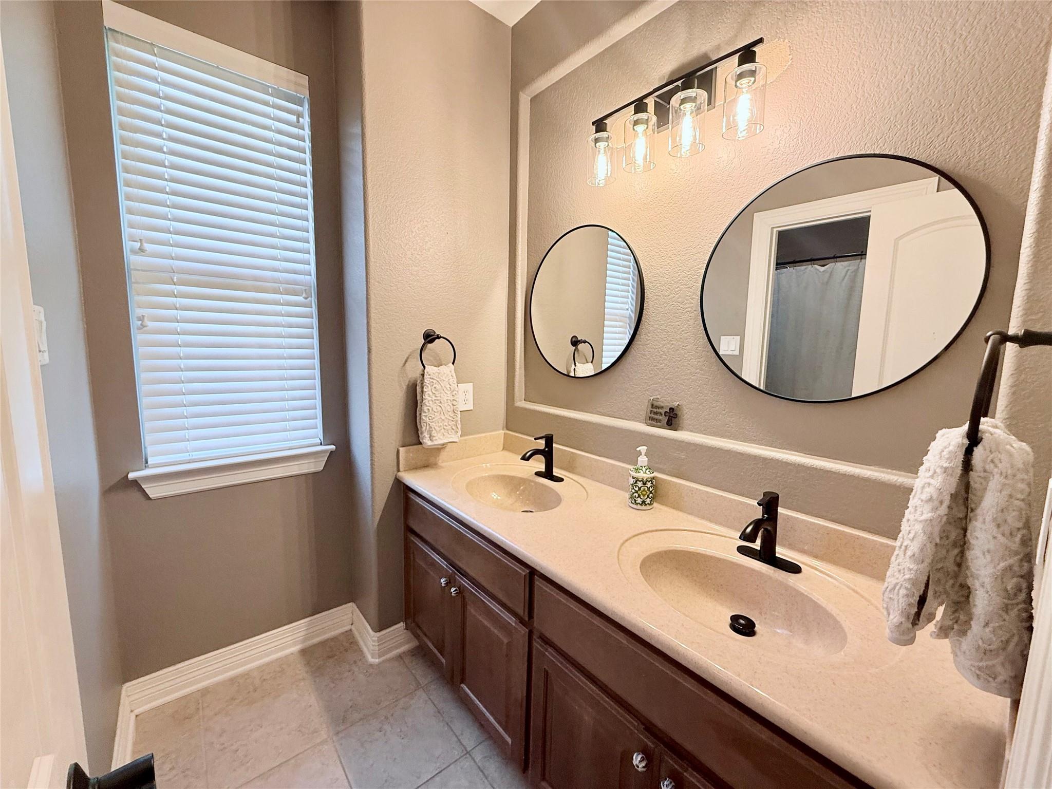 12104 Horseback Hollow Ct, Austin, TX 78732