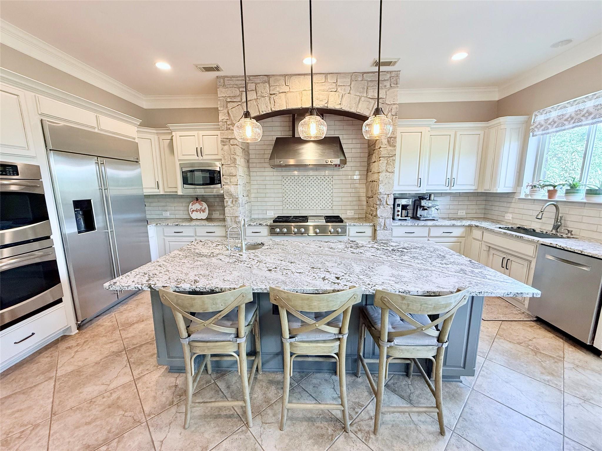 12104 Horseback Hollow Ct, Austin, TX 78732