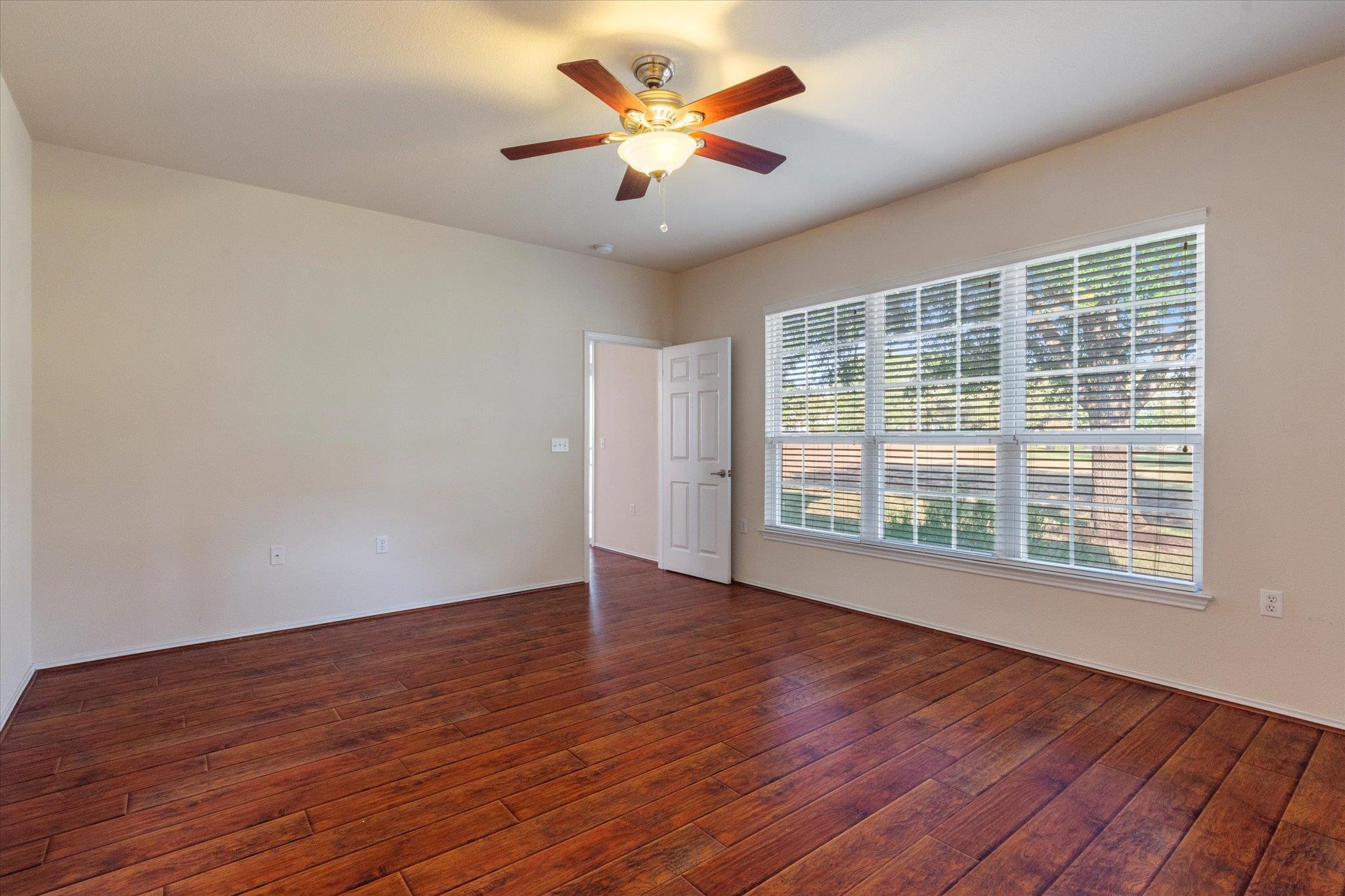 112 Winter Dr, Georgetown, TX 78633