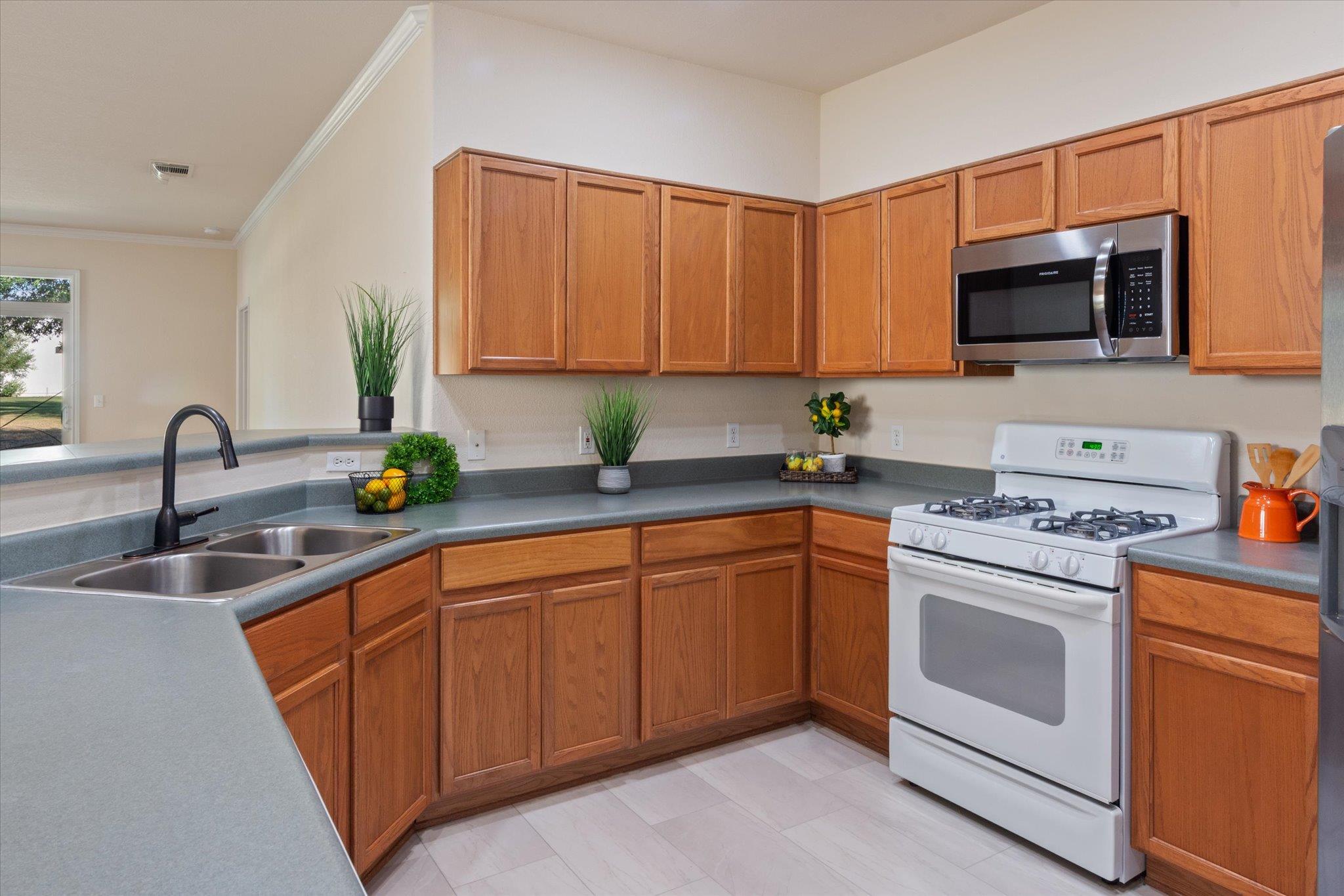 112 Winter Dr, Georgetown, TX 78633