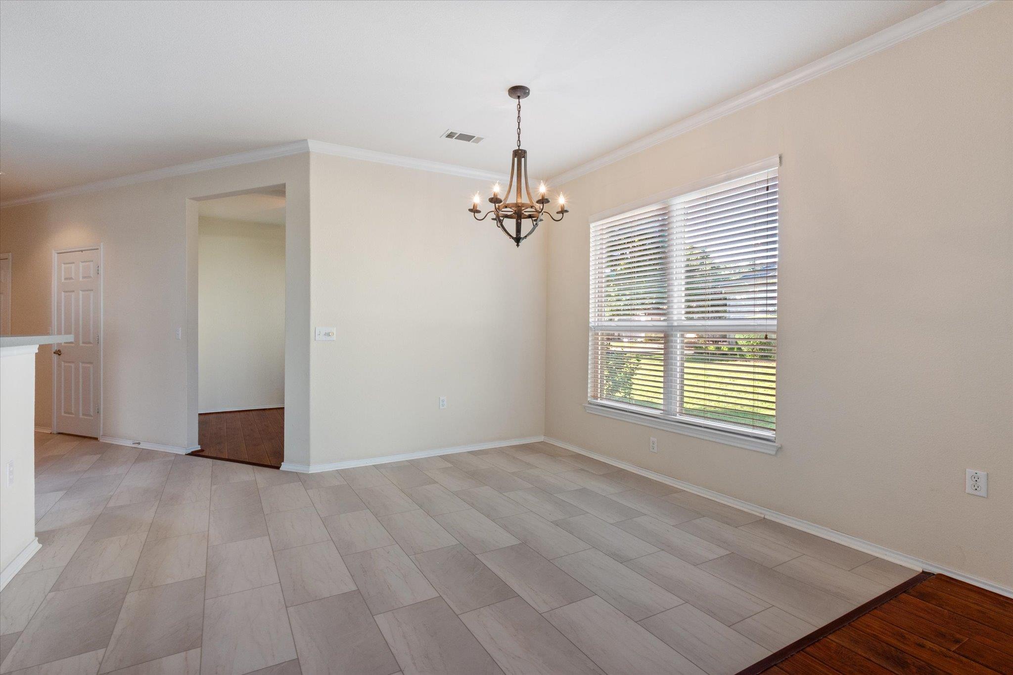 112 Winter Dr, Georgetown, TX 78633