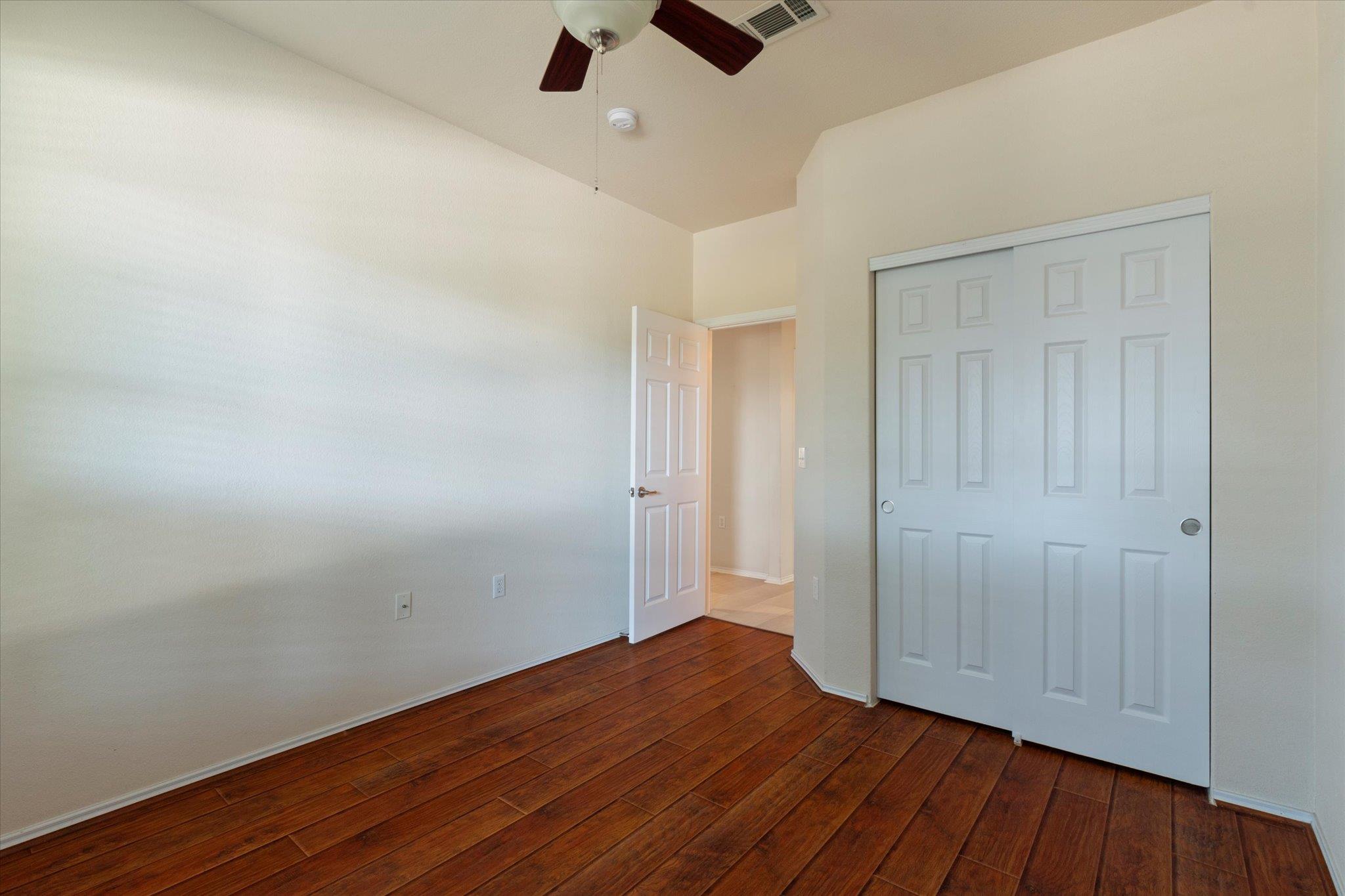 112 Winter Dr, Georgetown, TX 78633