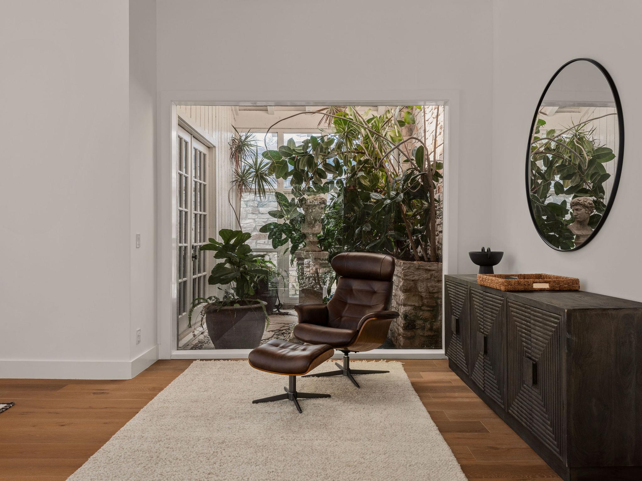 4505 Balcones Dr, Austin, TX 78731