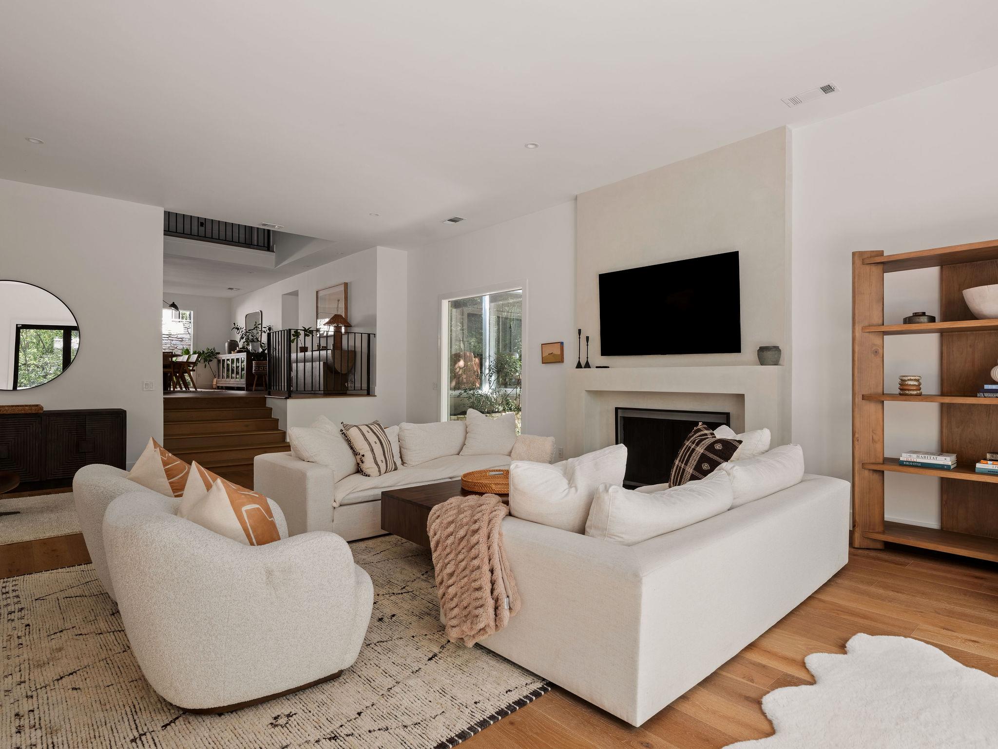 4505 Balcones Dr, Austin, TX 78731