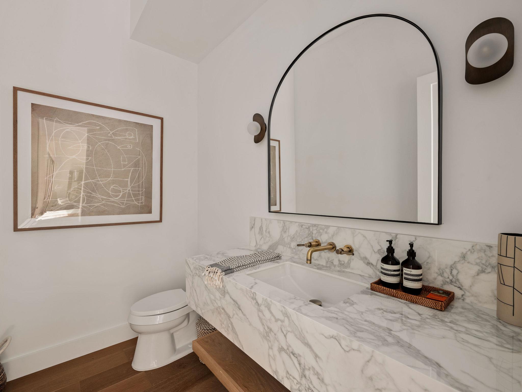 4505 Balcones Dr, Austin, TX 78731