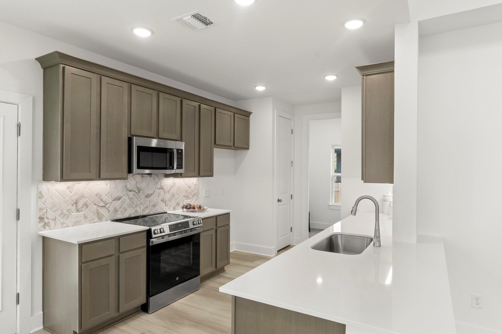 307 Lucky Ave, Bertram, TX 78605