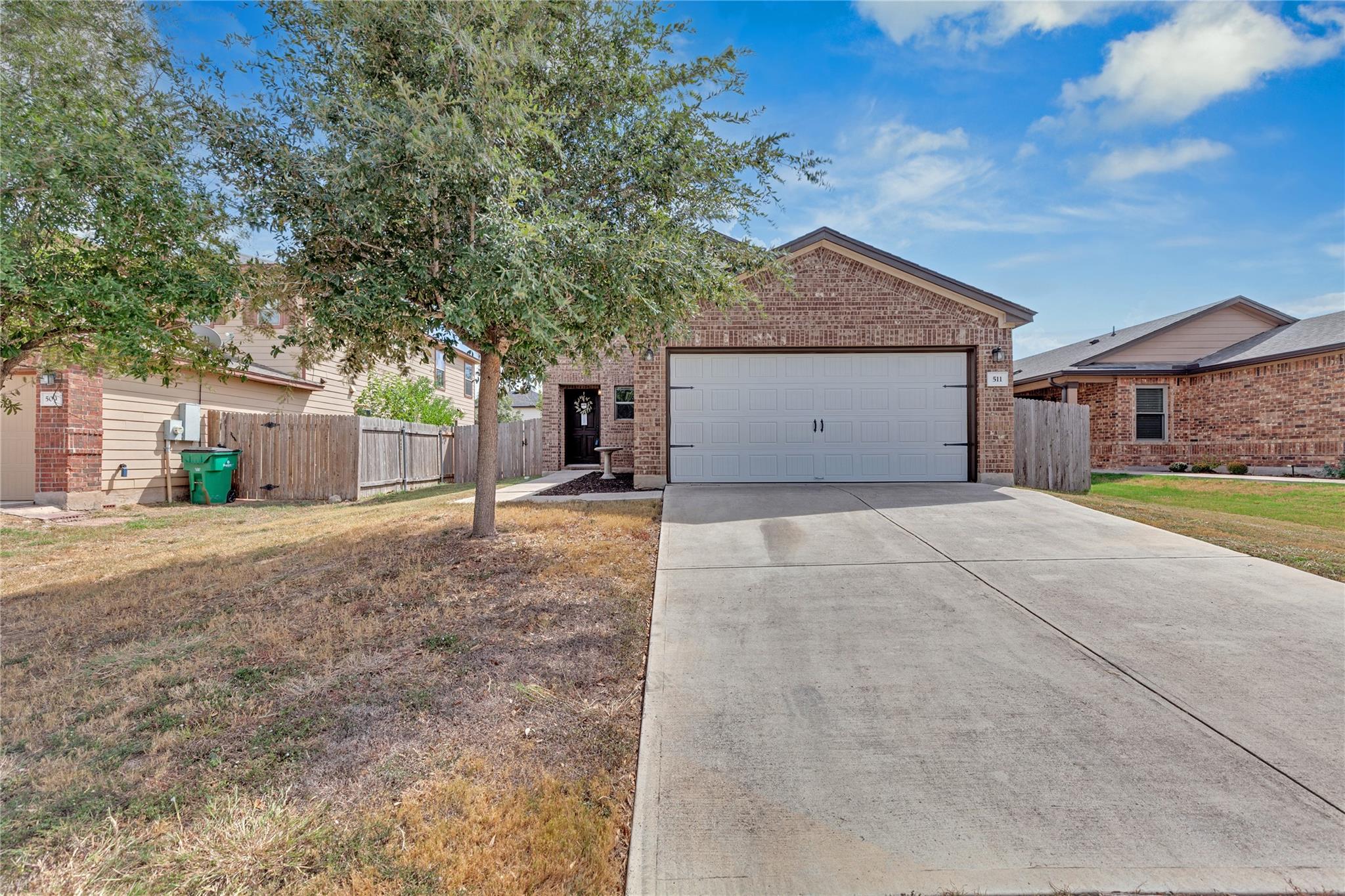 511 Estes Park, Taylor, TX 76574
