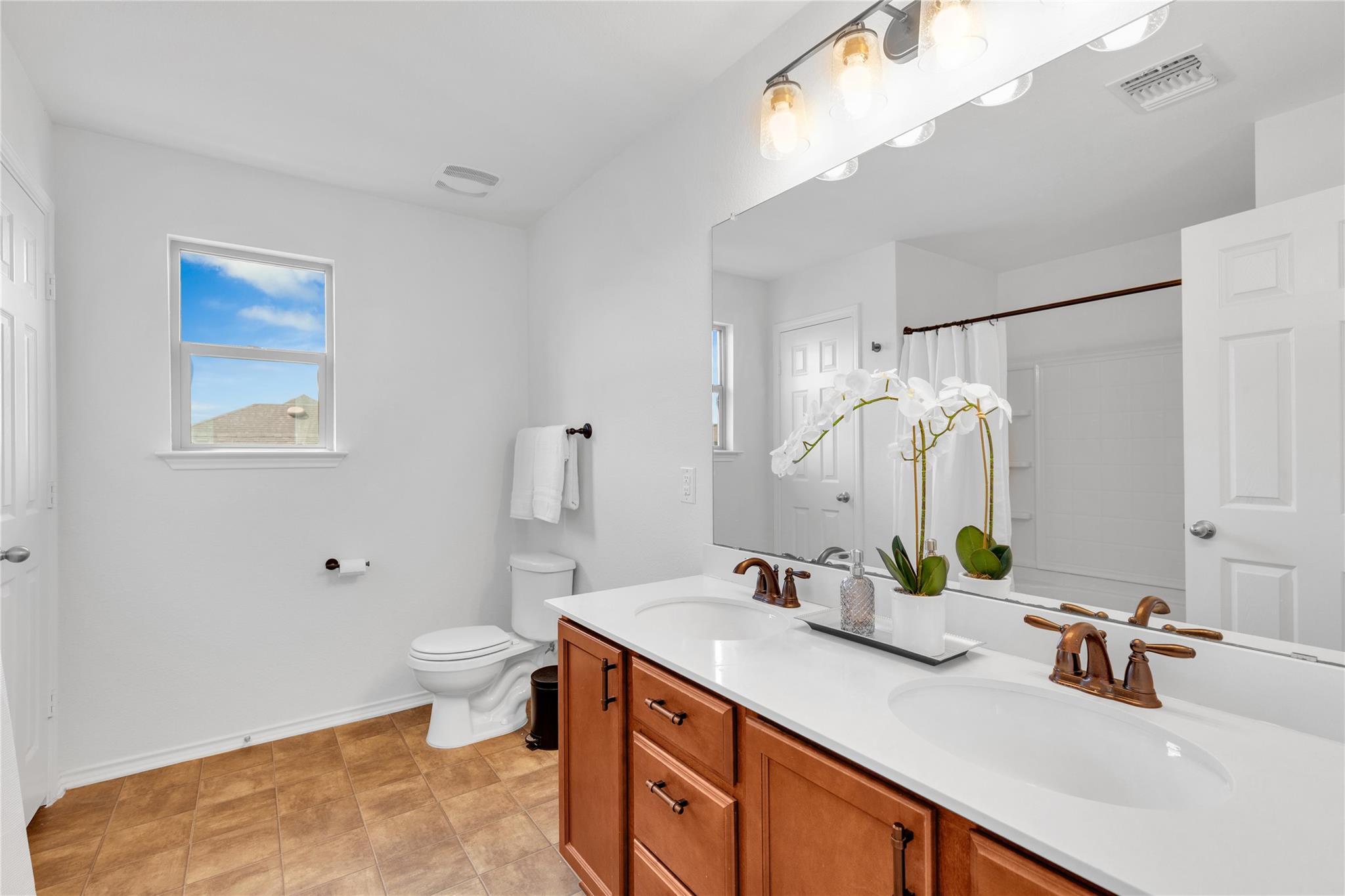 511 Estes Park, Taylor, TX 76574