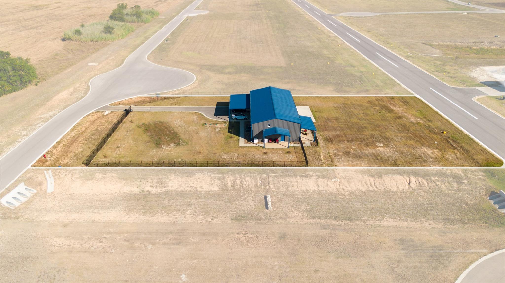 140 Airpark Dr, Georgetown, TX 78626