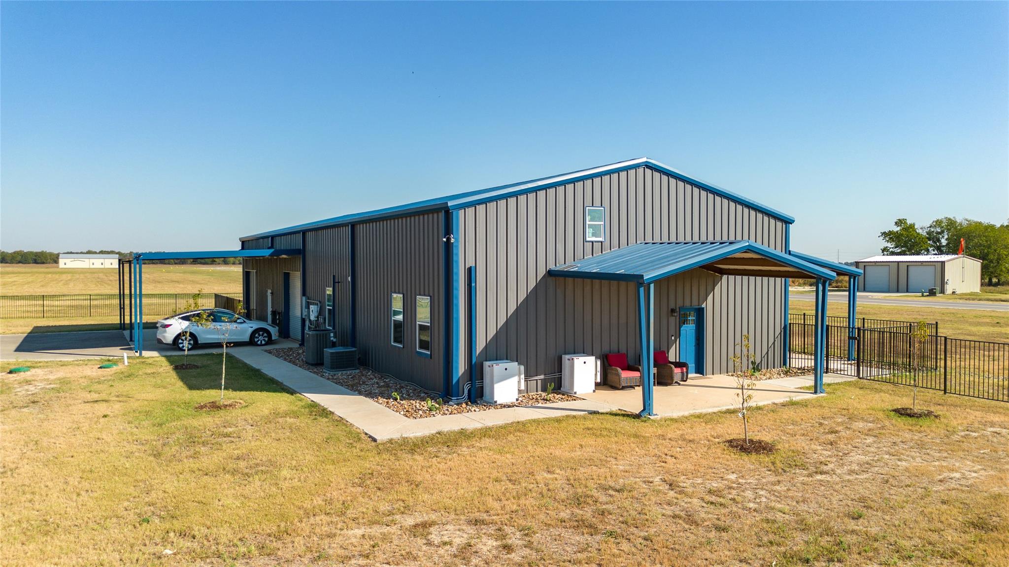 140 Airpark Dr, Georgetown, TX 78626