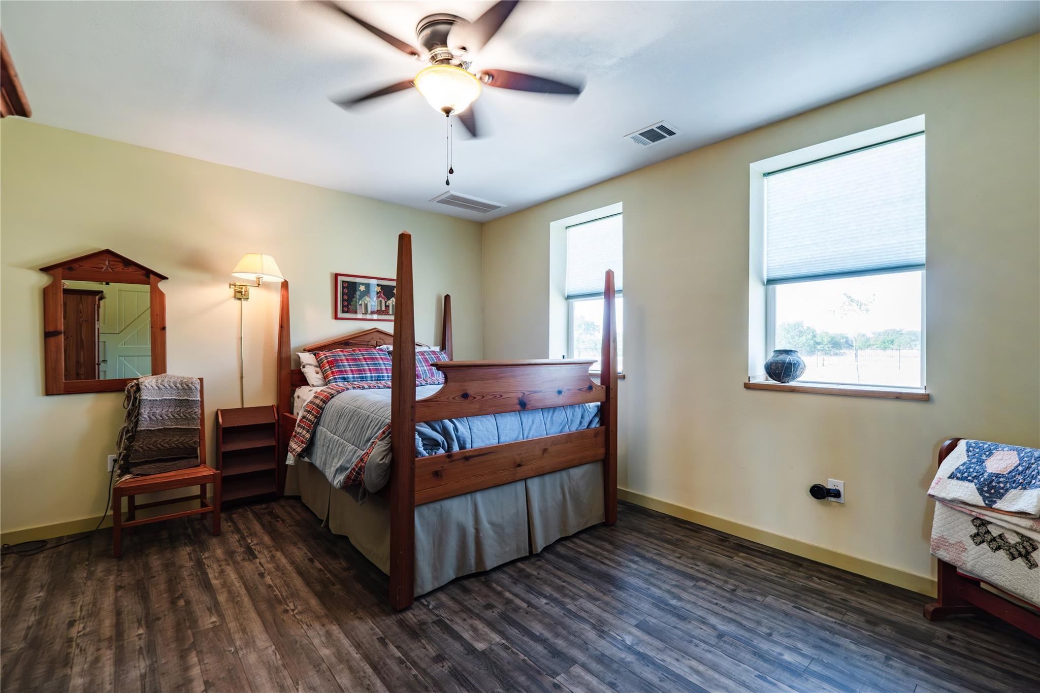 140 Airpark Dr, Georgetown, TX 78626