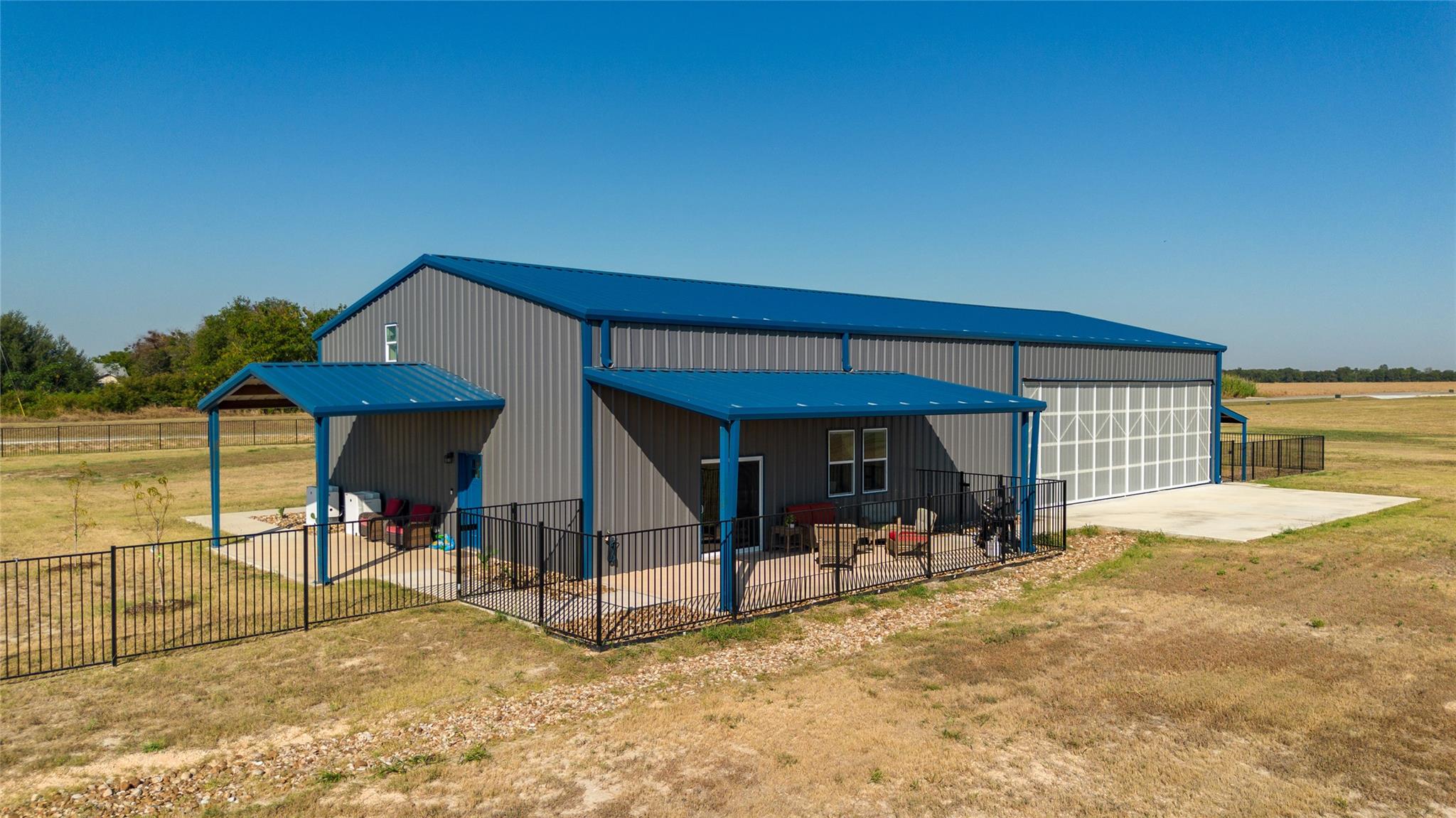 140 Airpark Dr, Georgetown, TX 78626