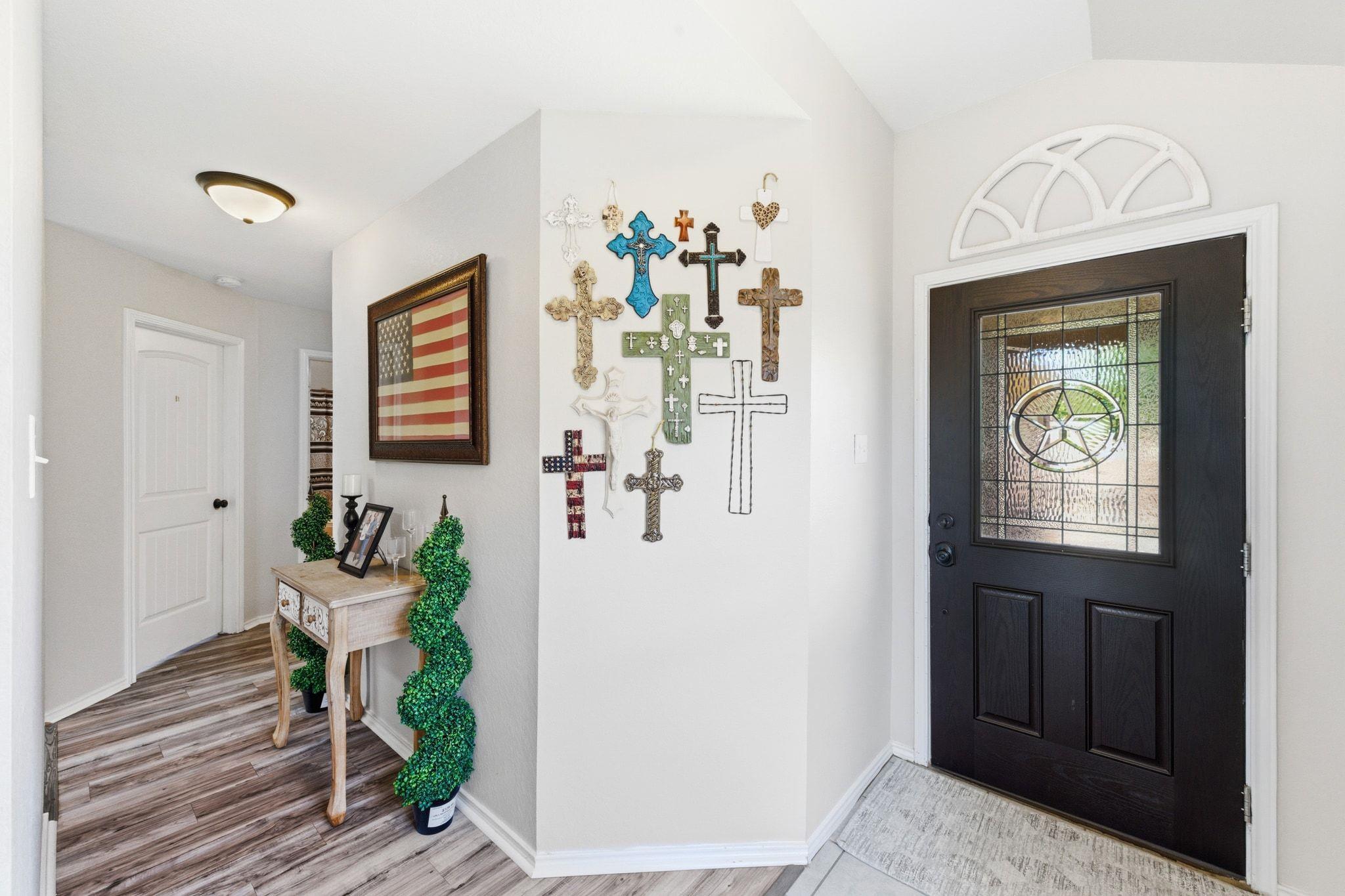 180 Lake Gln, San Marcos, TX 78666