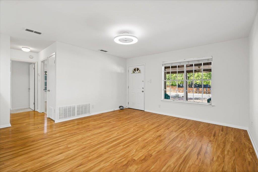 7707 Watson St, Austin, TX 78757