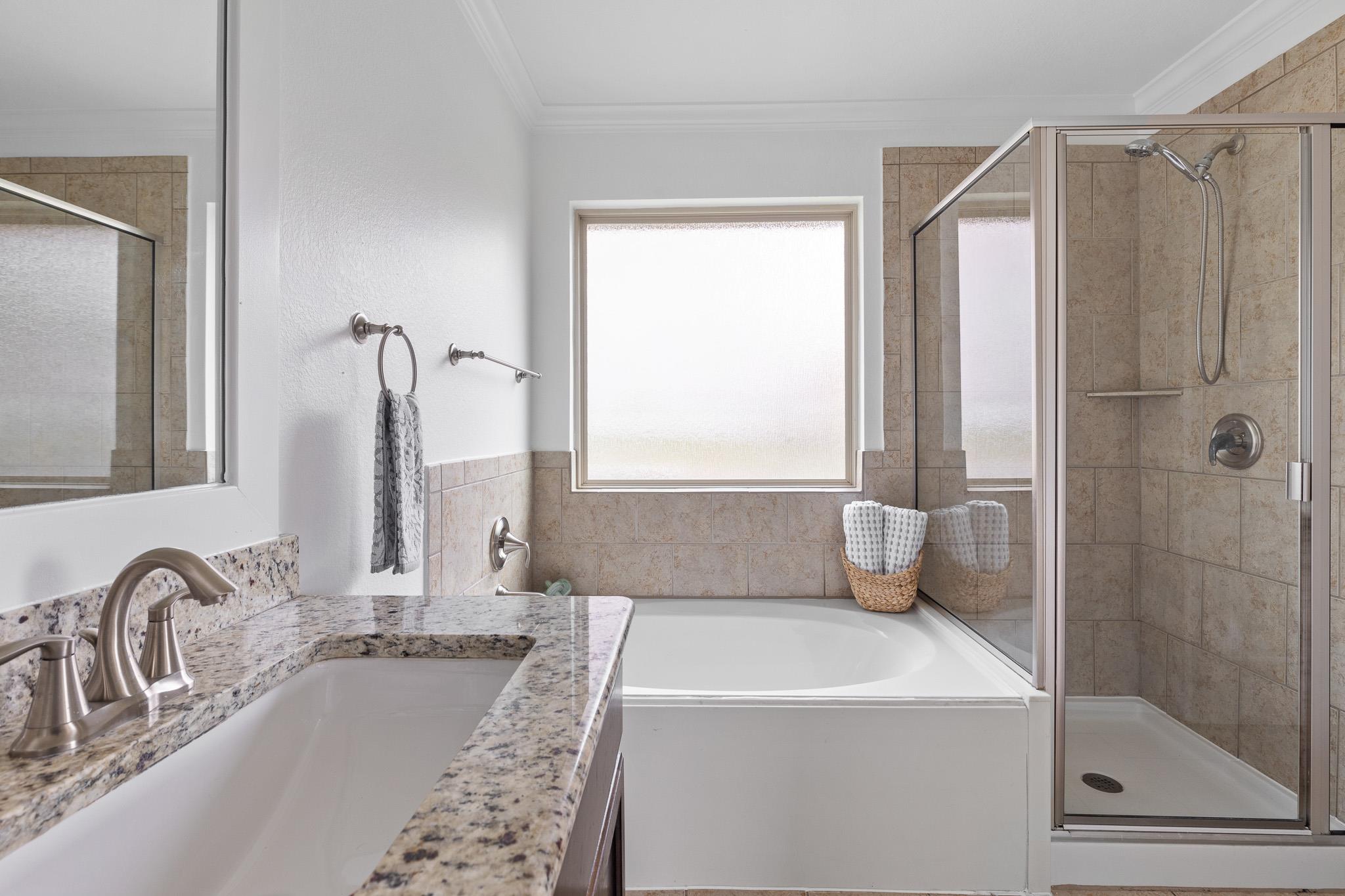 5621 Little Theater Bnd, Austin, TX 78747