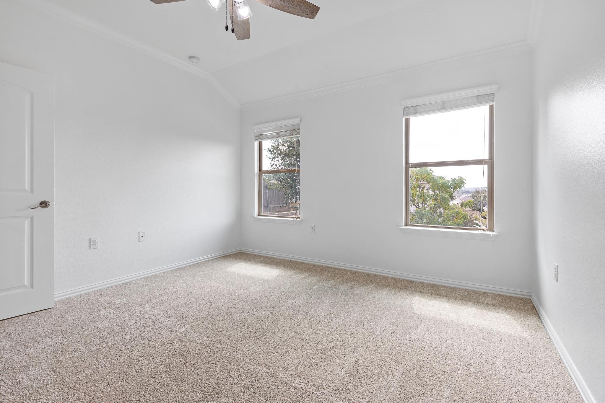 5621 Little Theater Bnd, Austin, TX 78747